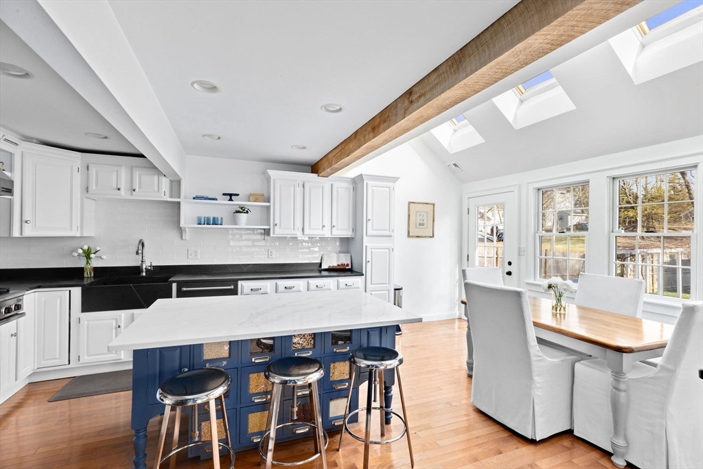 10 Wompatuck Road Hingham, MA 02043 - Photo 7 of 36 Gallery Image 7