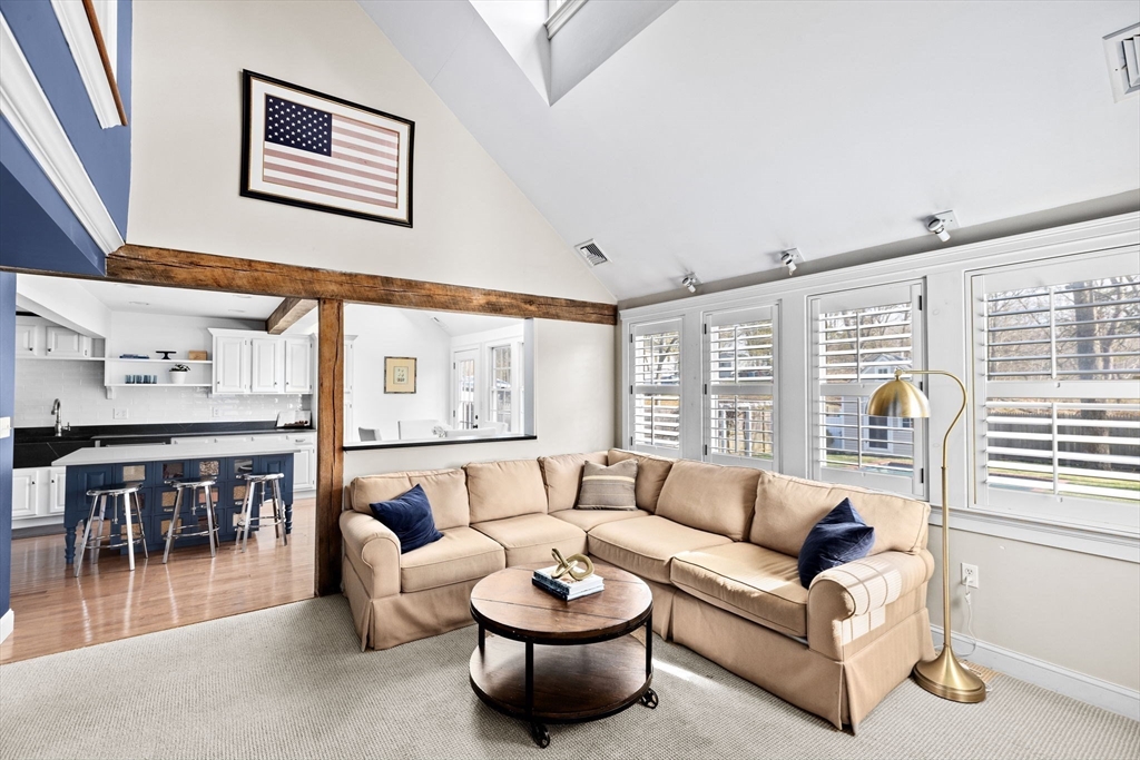 10 Wompatuck Road Hingham, MA 02043 - Photo 9 of 36 Gallery Image 9