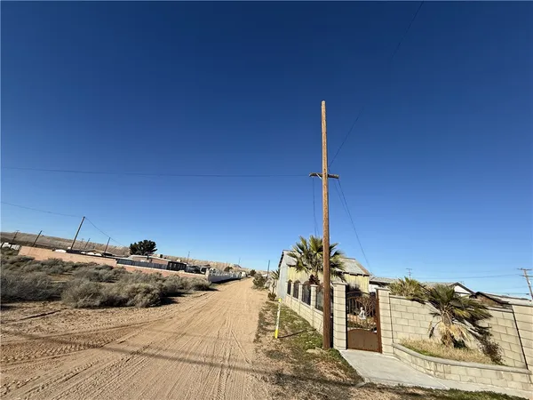 $27,000 | 0 Cherryhill Drive, Unit 7, Boron, CA 93516