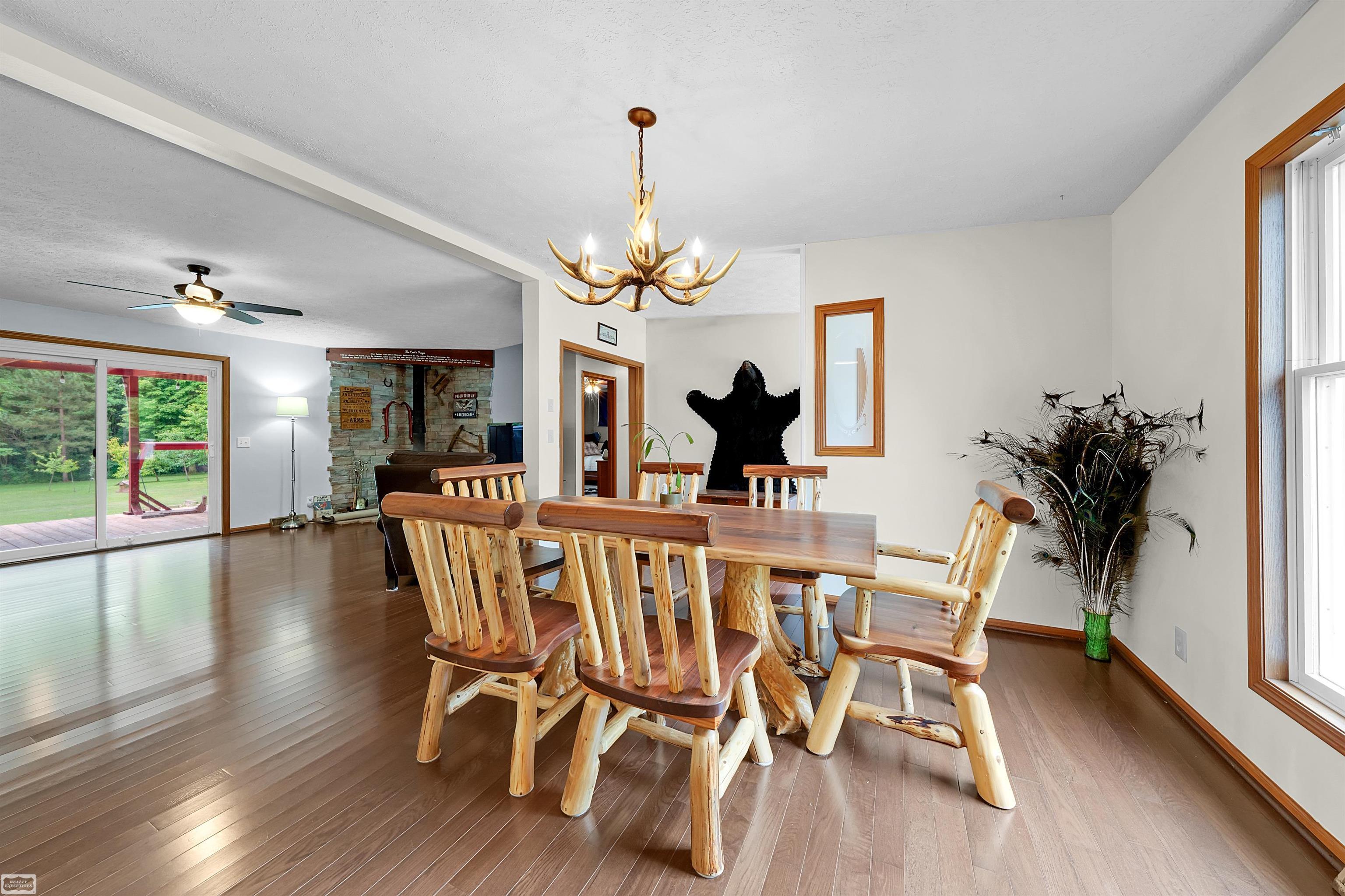 6219 Short Cut Road Marine City, MI 48039 - Photo 24 of 60 50181365-e6cbf6ac-383e-4b83-b8b6-e9e28268a5db.JPG