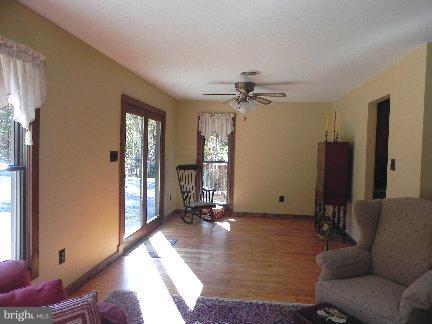 7002 Ed Sears Road Dickerson, MD 20842 - Photo 20 of 26 Dining Room