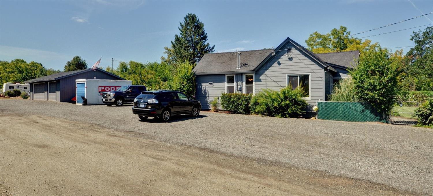 3523 Grant Road Central Point, OR 97502 - Photo 30 of 35 Additional Photo
