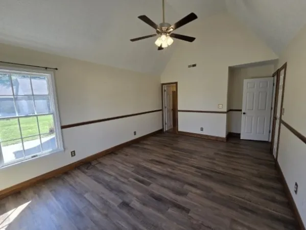 $295,000 | 3405 Piccadilly Avenue, Mount Vernon, IL 62864