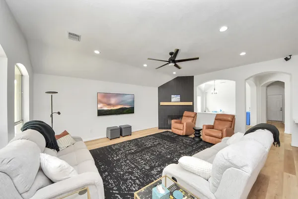 $749,000 | 1910 Fox Path Court, Katy, TX 77494