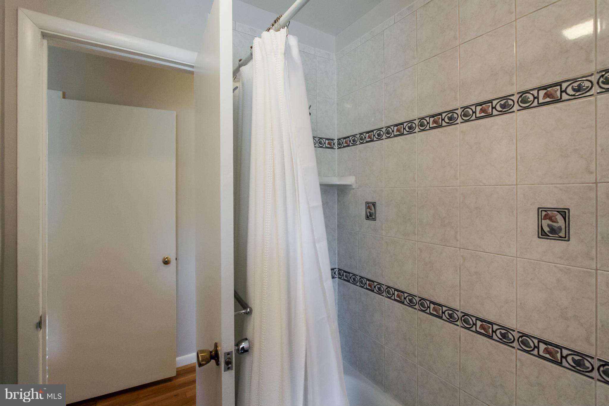 2313 Ross Road Silver Spring, MD 20910 - Photo 17 of 24 Bath