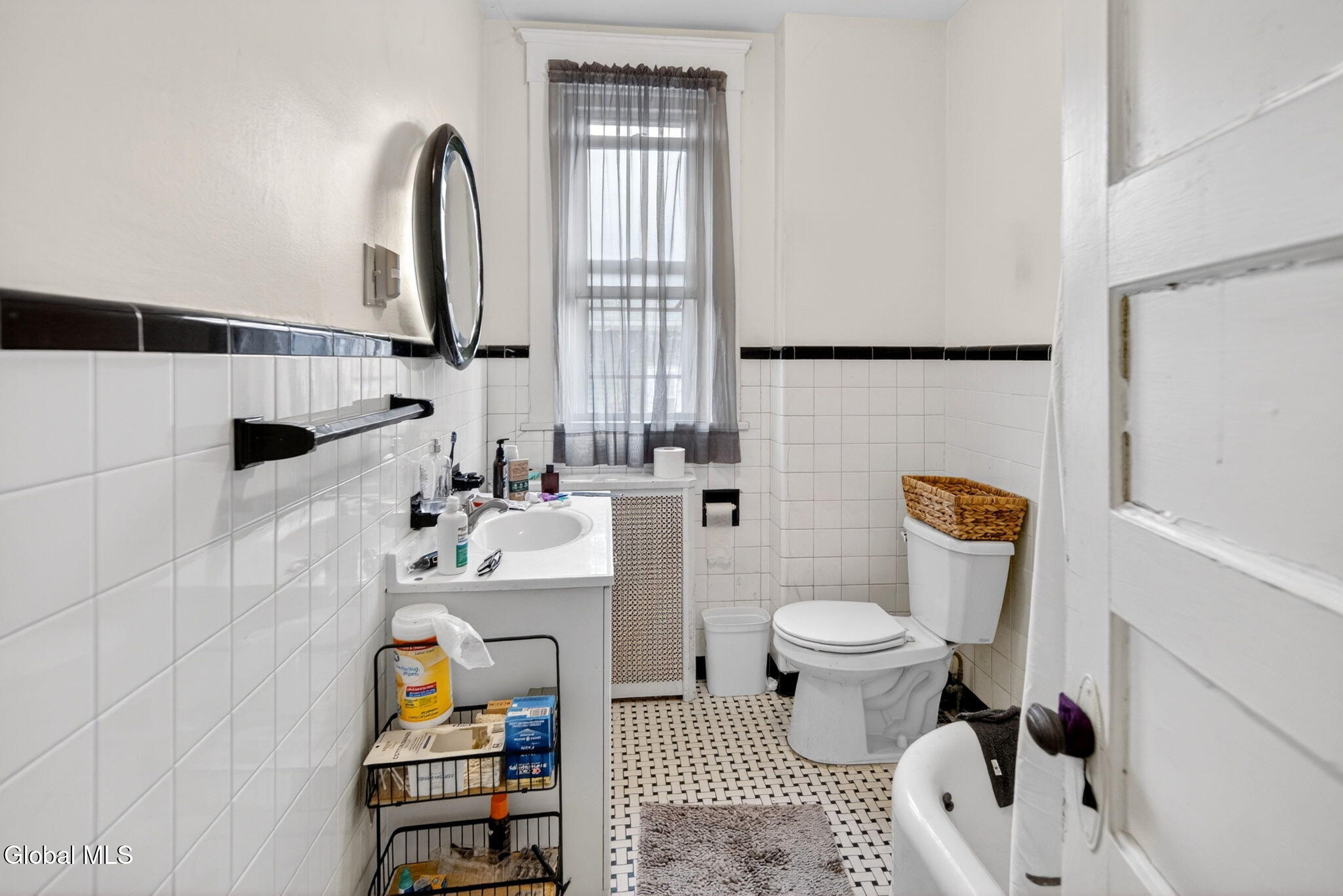 810 Lancaster Street Albany, NY 12203 - Photo 29 of 30 18-web-or-mls-016_DSC03205