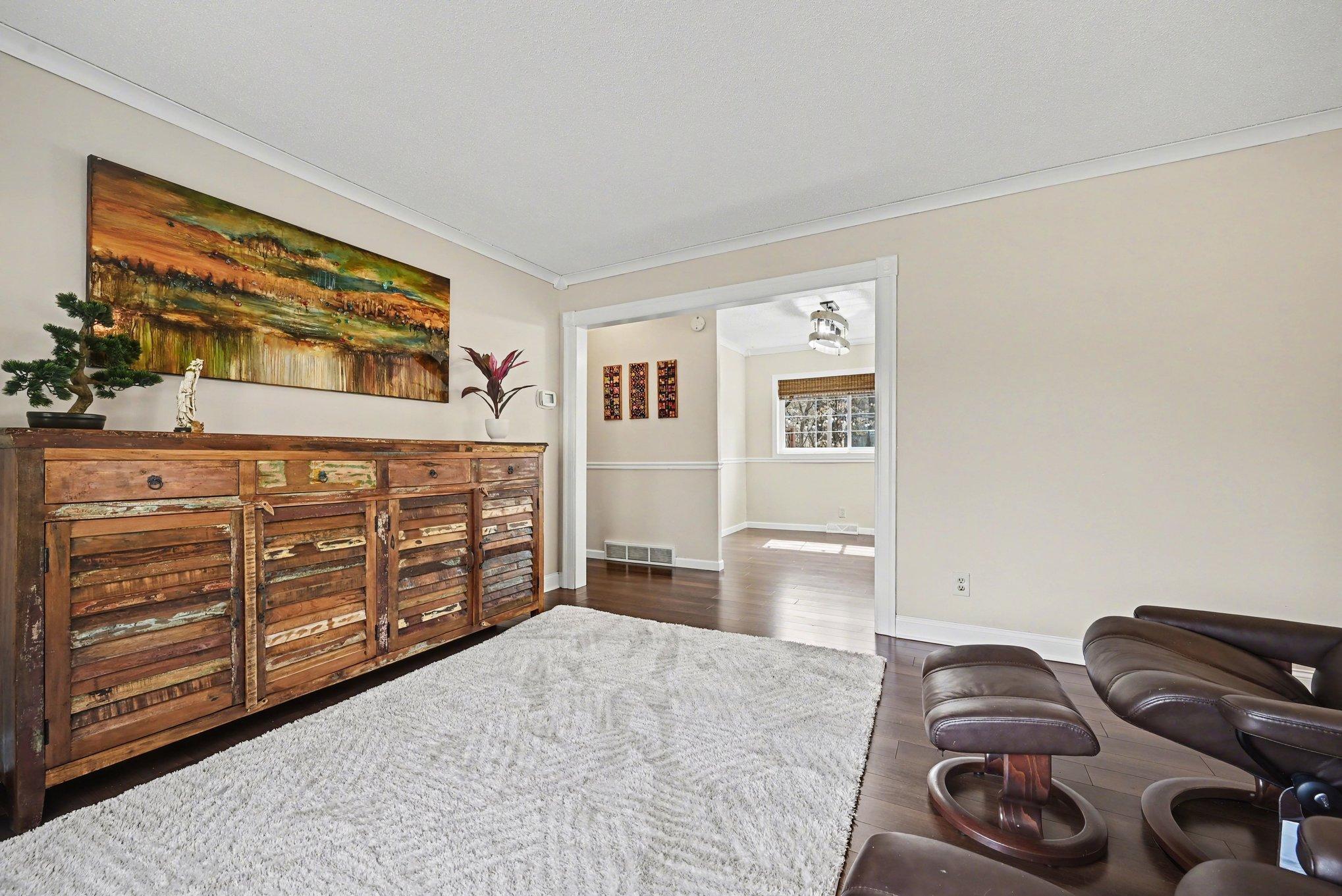 18917 Chestnut Lane Minnetonka, MN 55345 - Photo 11 of 34