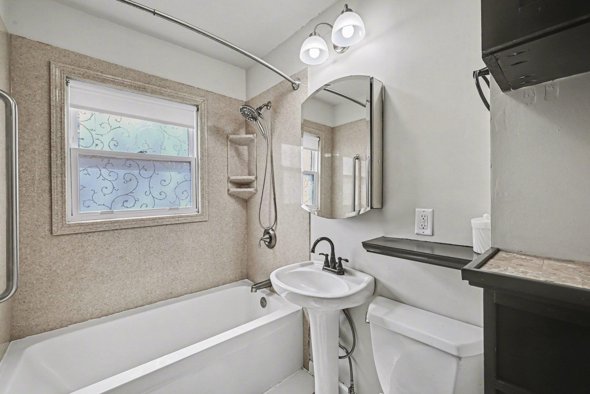 18917 Chestnut Lane Minnetonka, MN 55345 - Photo 18 of 34