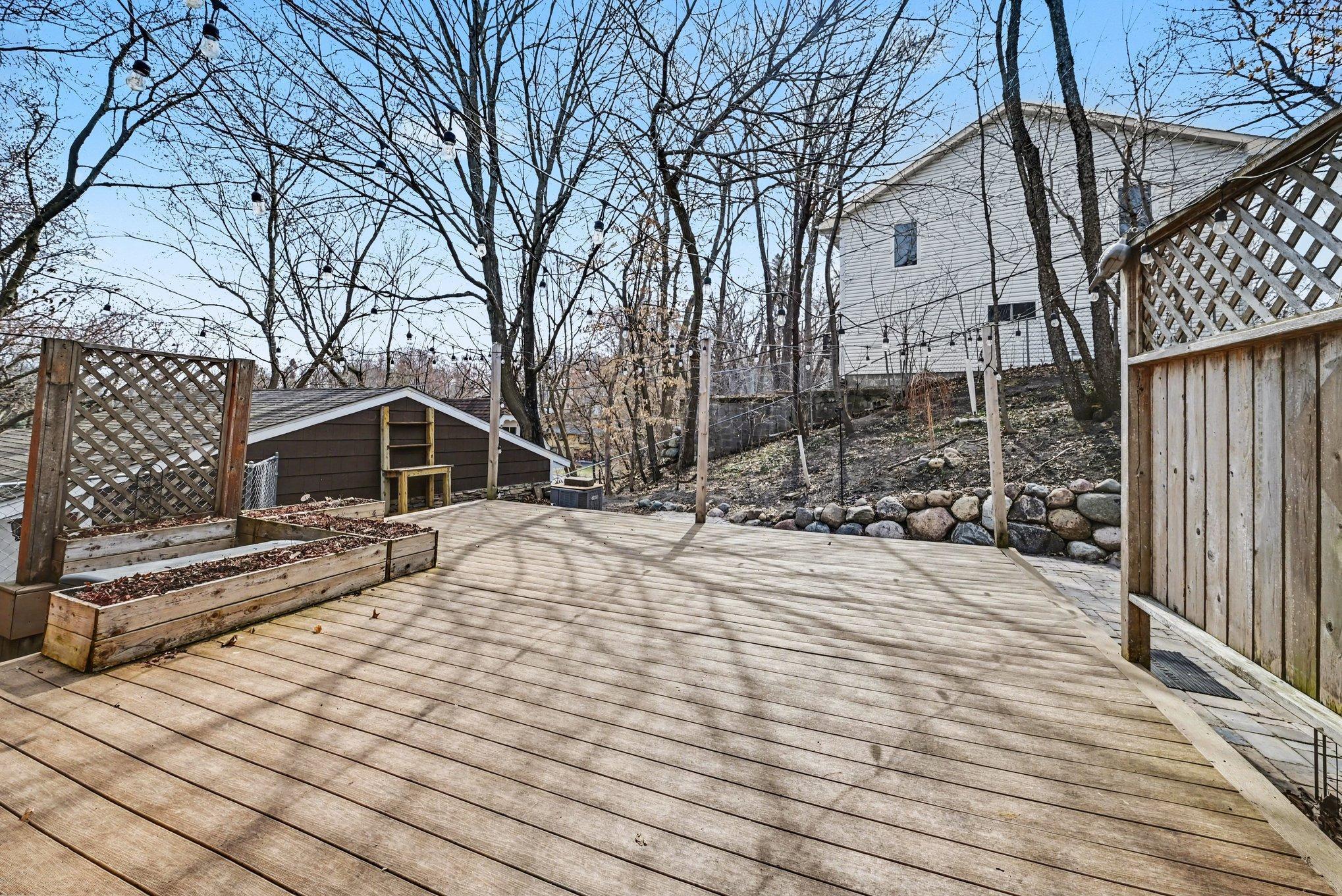 18917 Chestnut Lane Minnetonka, MN 55345 - Photo 28 of 34