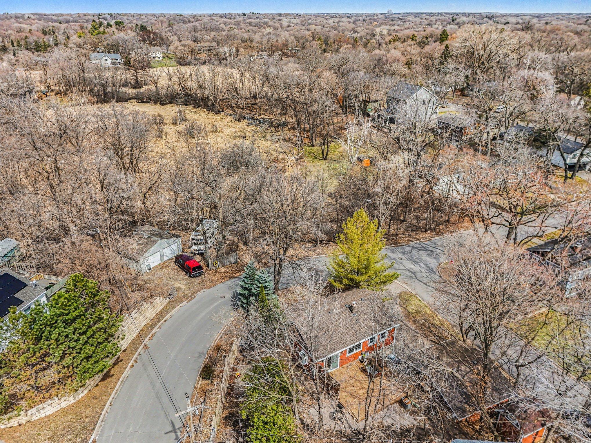 18917 Chestnut Lane Minnetonka, MN 55345 - Photo 32 of 34
