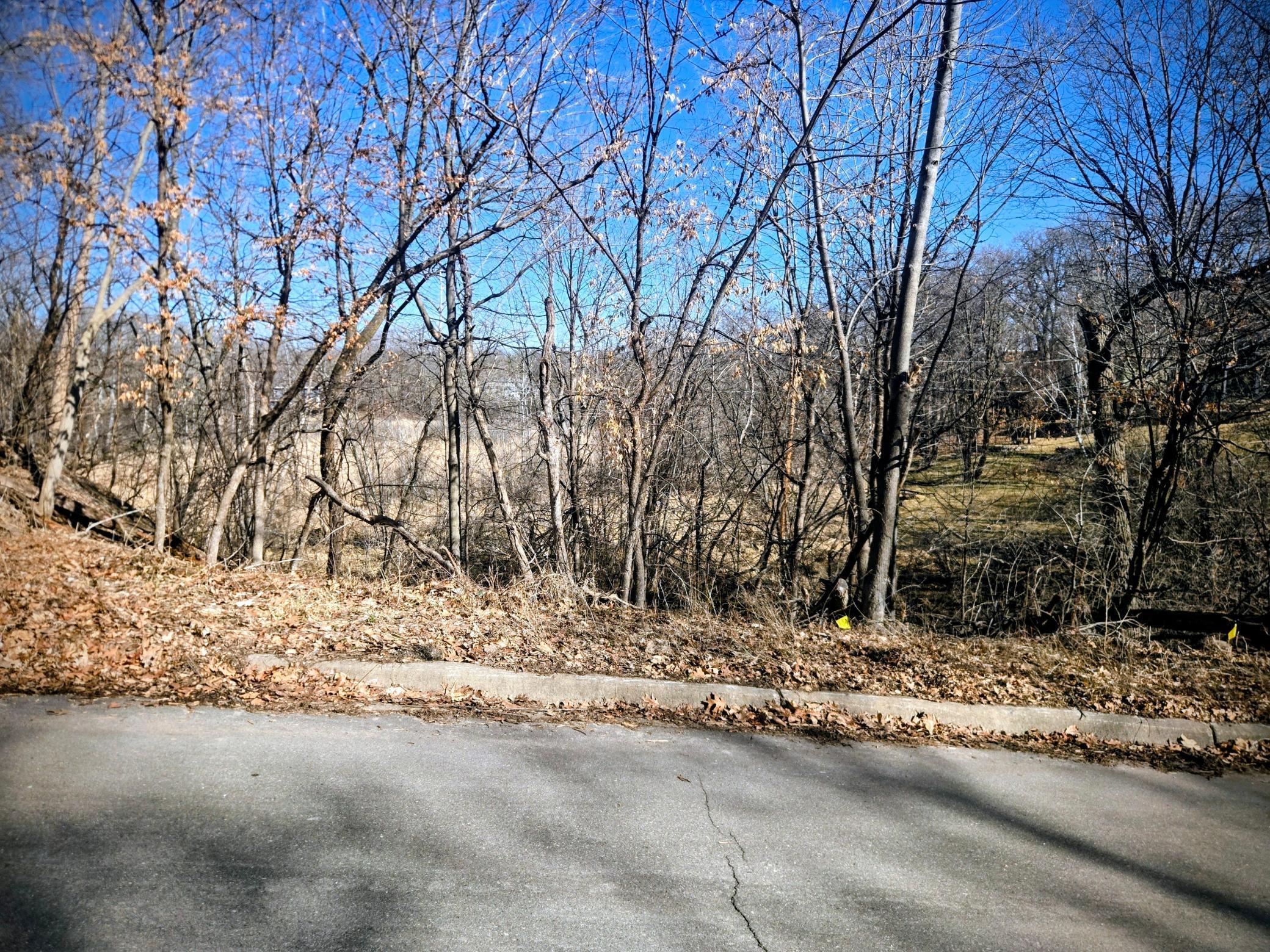 18917 Chestnut Lane Minnetonka, MN 55345 - Photo 4 of 34