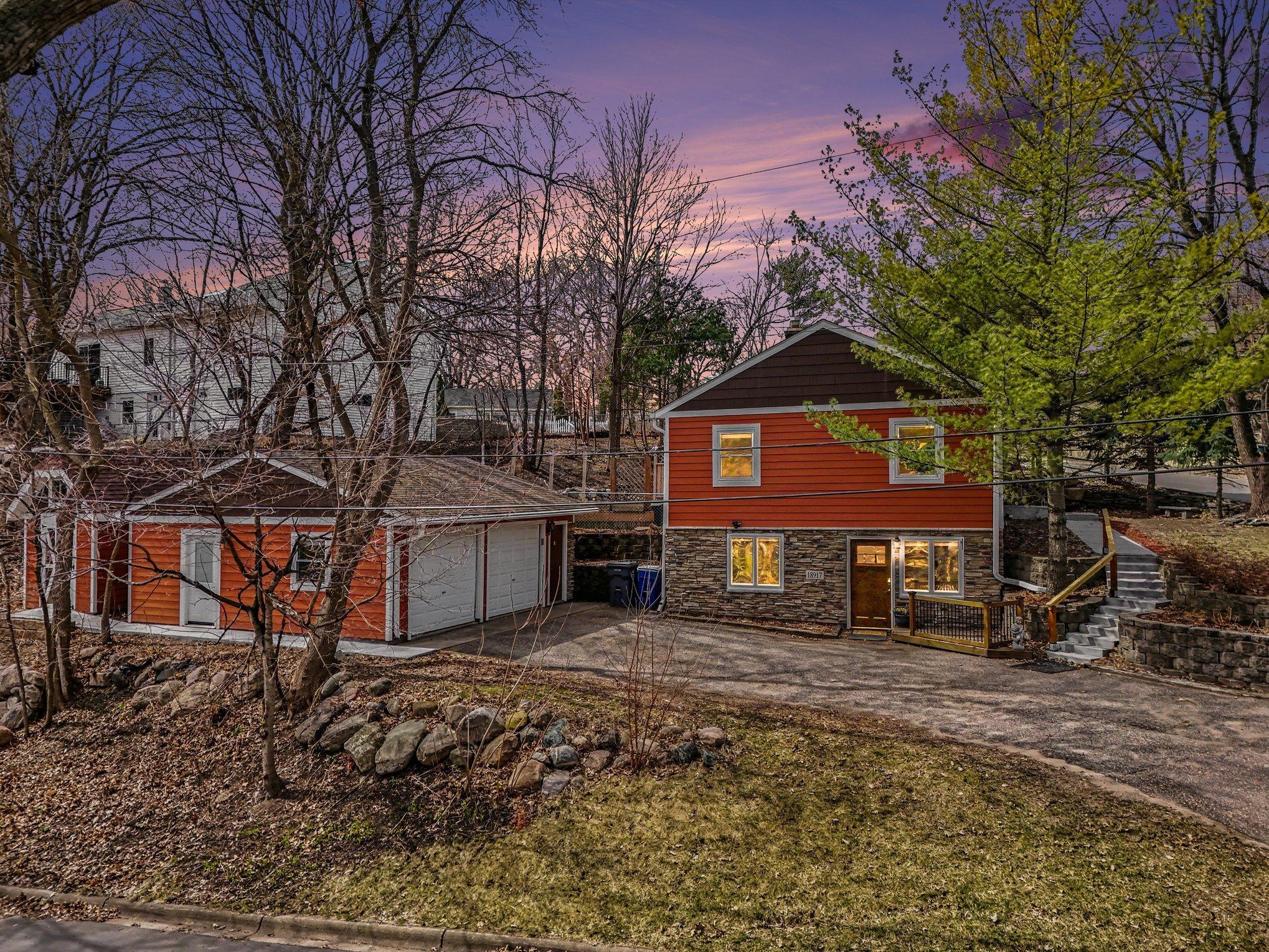 18917 Chestnut Lane Minnetonka, MN 55345 - Photo 5 of 34