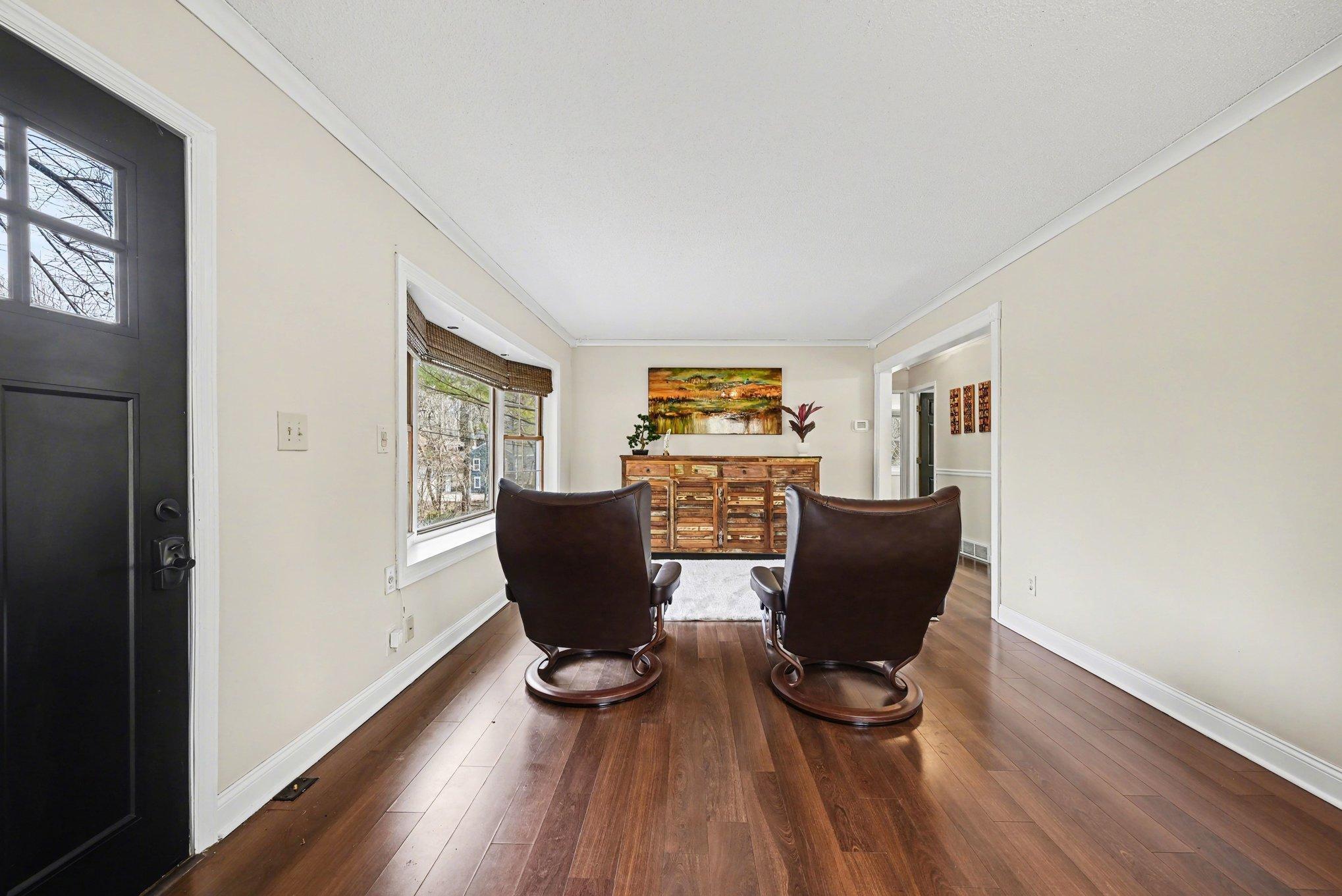 18917 Chestnut Lane Minnetonka, MN 55345 - Photo 8 of 34