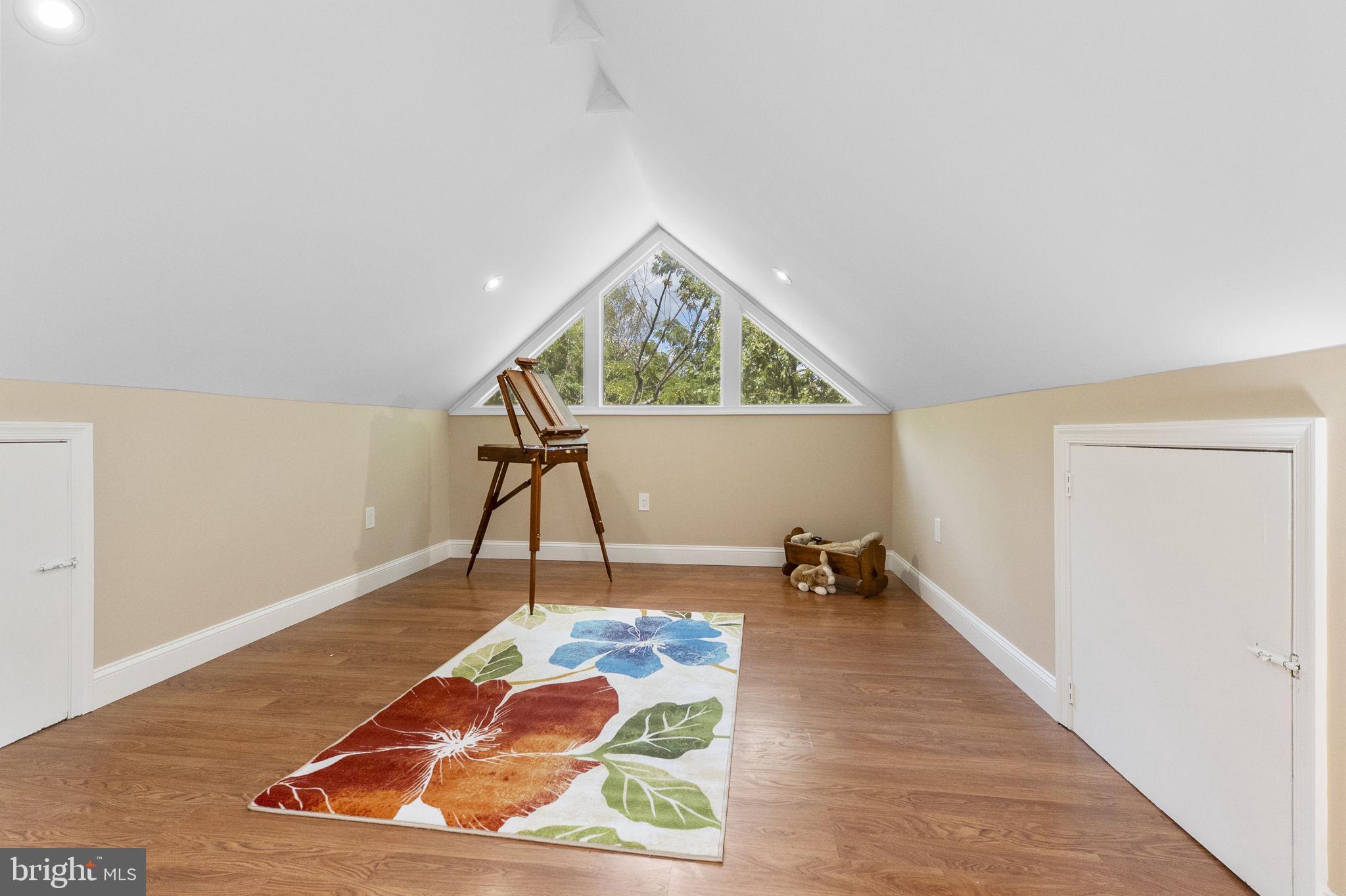 16112 Barnesville Road Boyds, MD 20841 - Photo 43 of 94 Finished attic