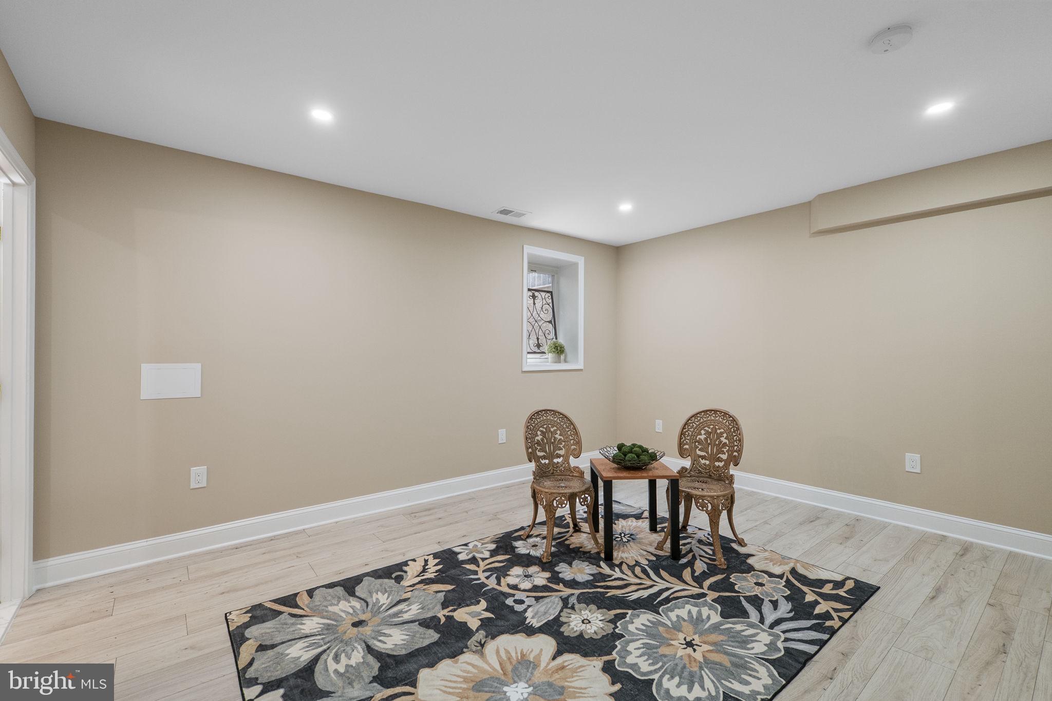 16112 Barnesville Road Boyds, MD 20841 - Photo 50 of 94 Lower level bedroom