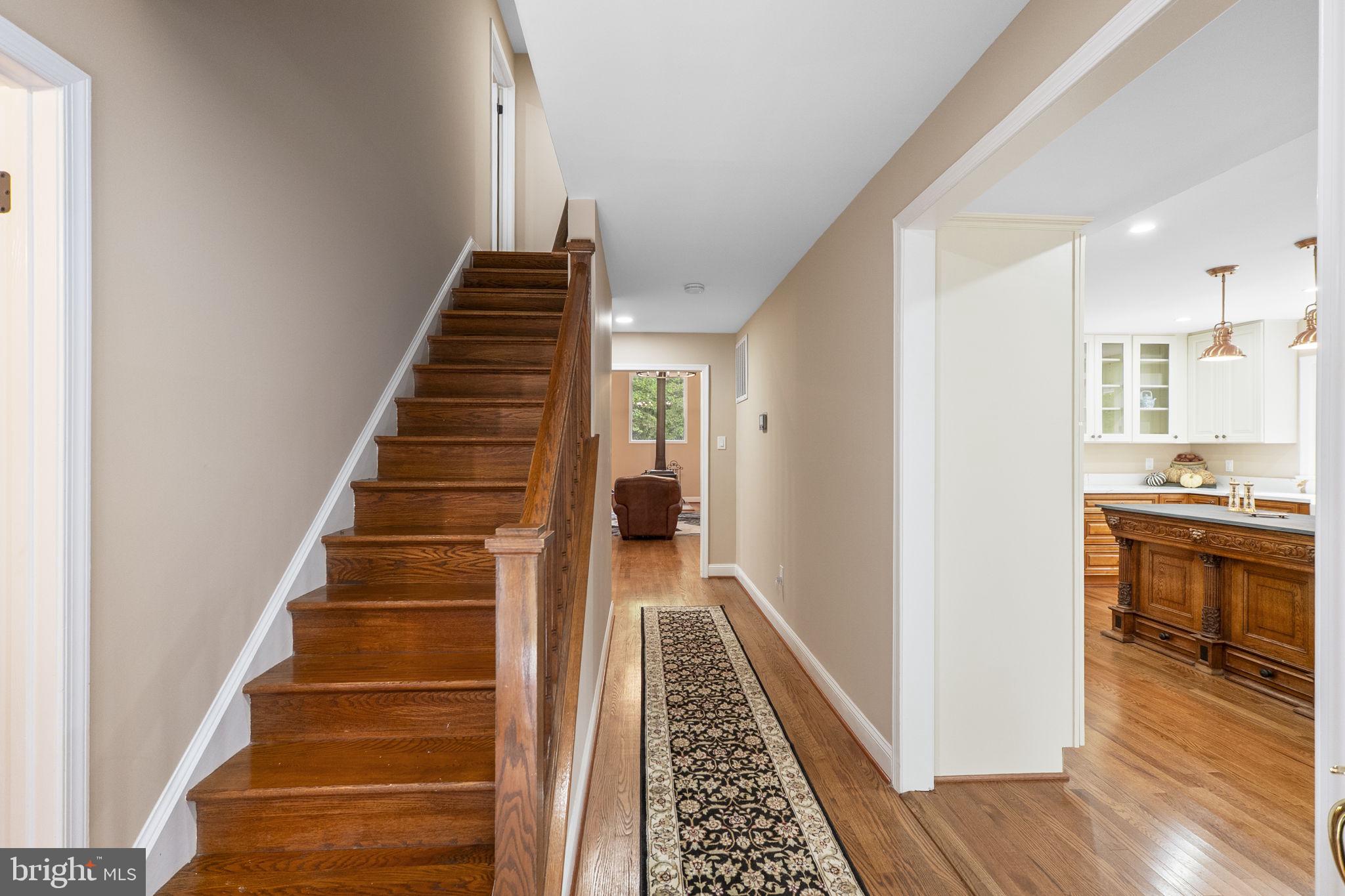 16112 Barnesville Road Boyds, MD 20841 - Photo 8 of 94 Main entrance