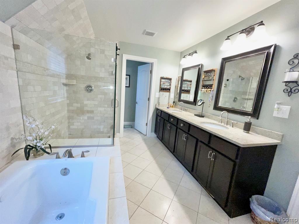 3985 South Ellamae Road Oakland, MI 48363 - Photo 31 of 64