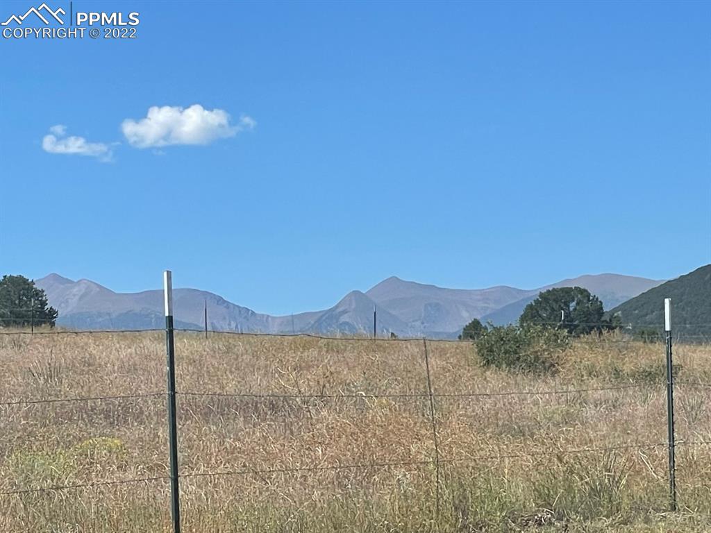 1526 R Path Cotopaxi, CO 81223 - Photo 3 of 30 a view of a dry yard