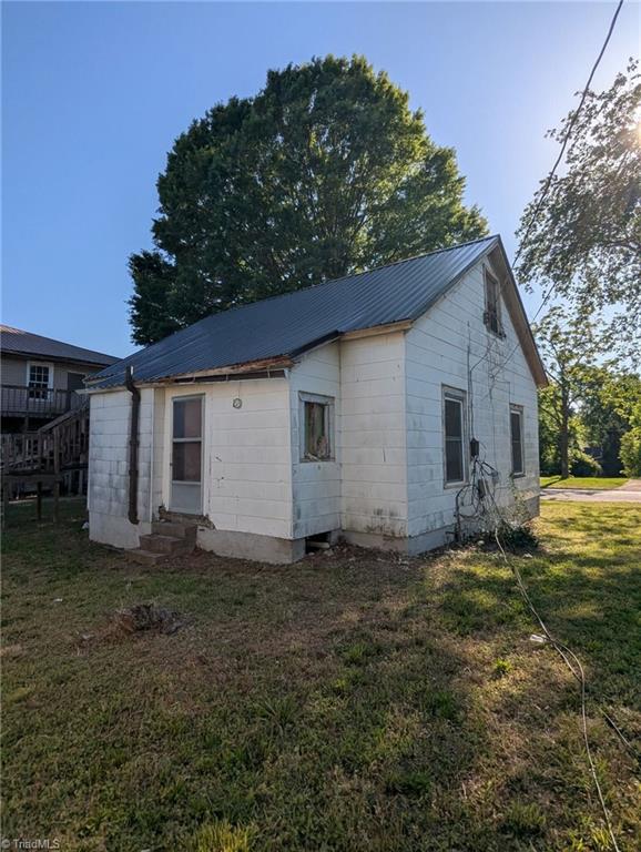 37 Mill Street Lexington, NC 27295 - Photo 11 of 12