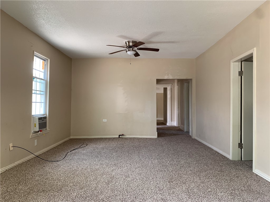 2604 Lasker Avenue Waco, TX 76707 - Photo 2 of 8