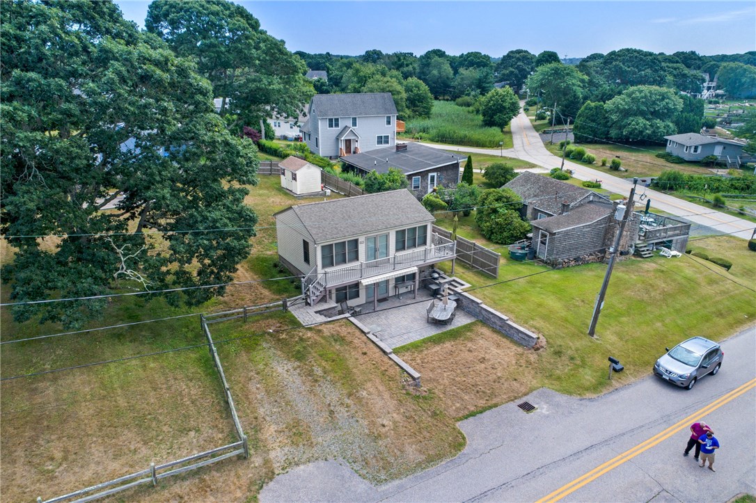 63 Cedar Island Road Narragansett, RI 02882 - Photo 13 of 38