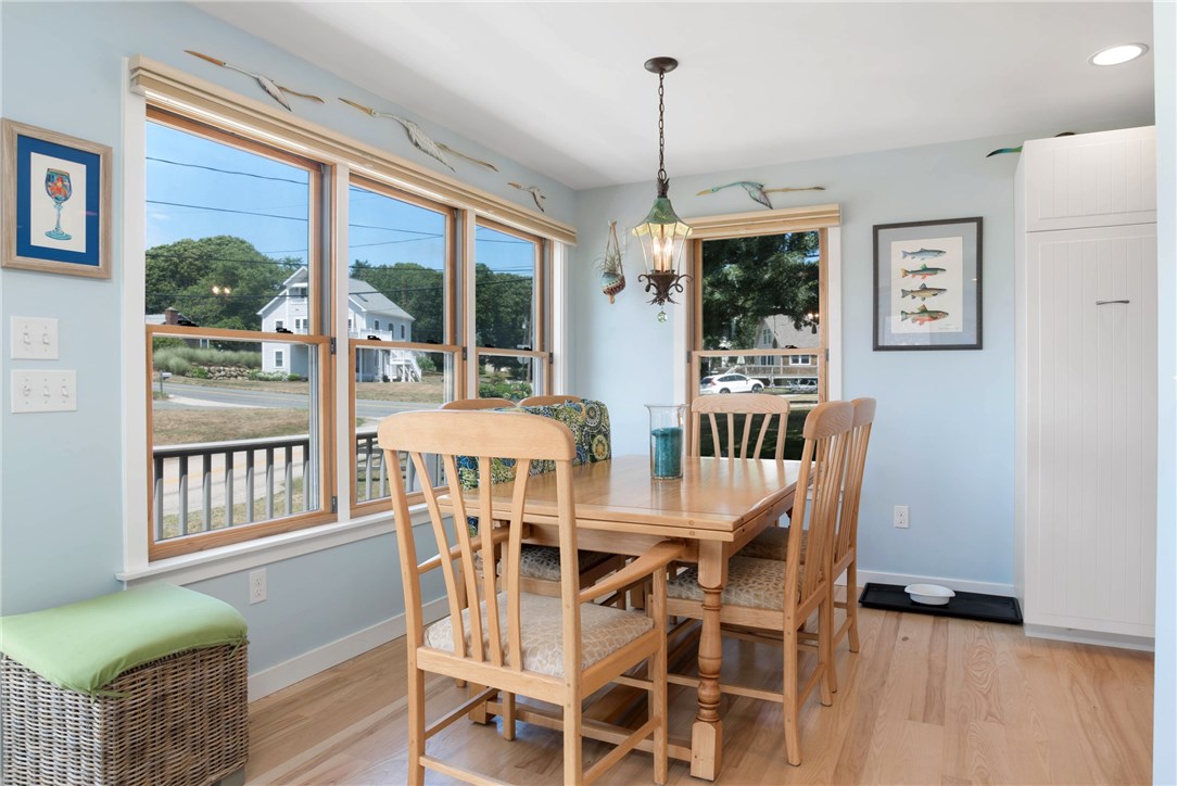 63 Cedar Island Road Narragansett, RI 02882 - Photo 7 of 38