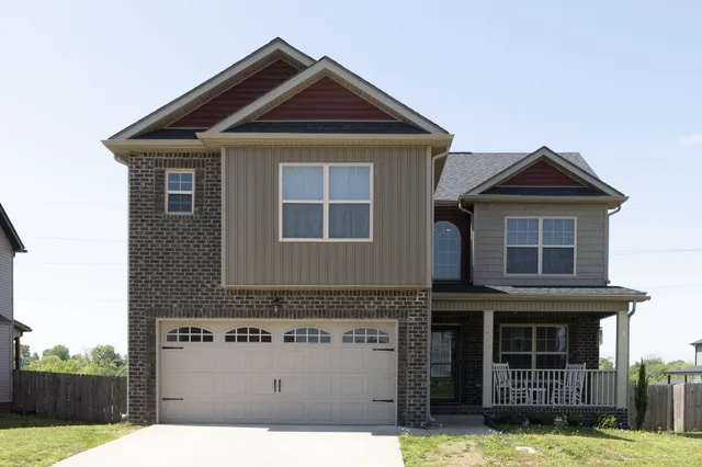 $2,200 | 1472 Wild Fern Lane, Clarksville, TN 37042
