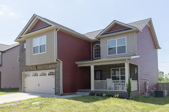 $2,200 | 1472 Wild Fern Lane, Clarksville, TN 37042