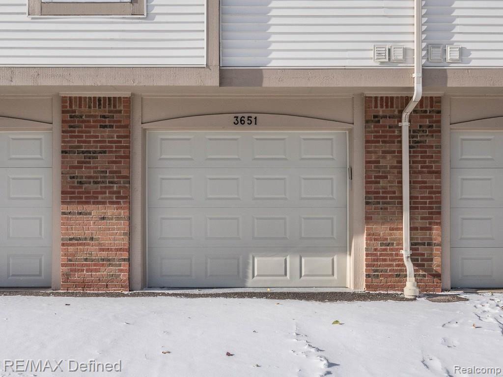 3651 Oakmonte Boulevard, Unit 21 Rochester, MI 48306 - Photo 3 of 16