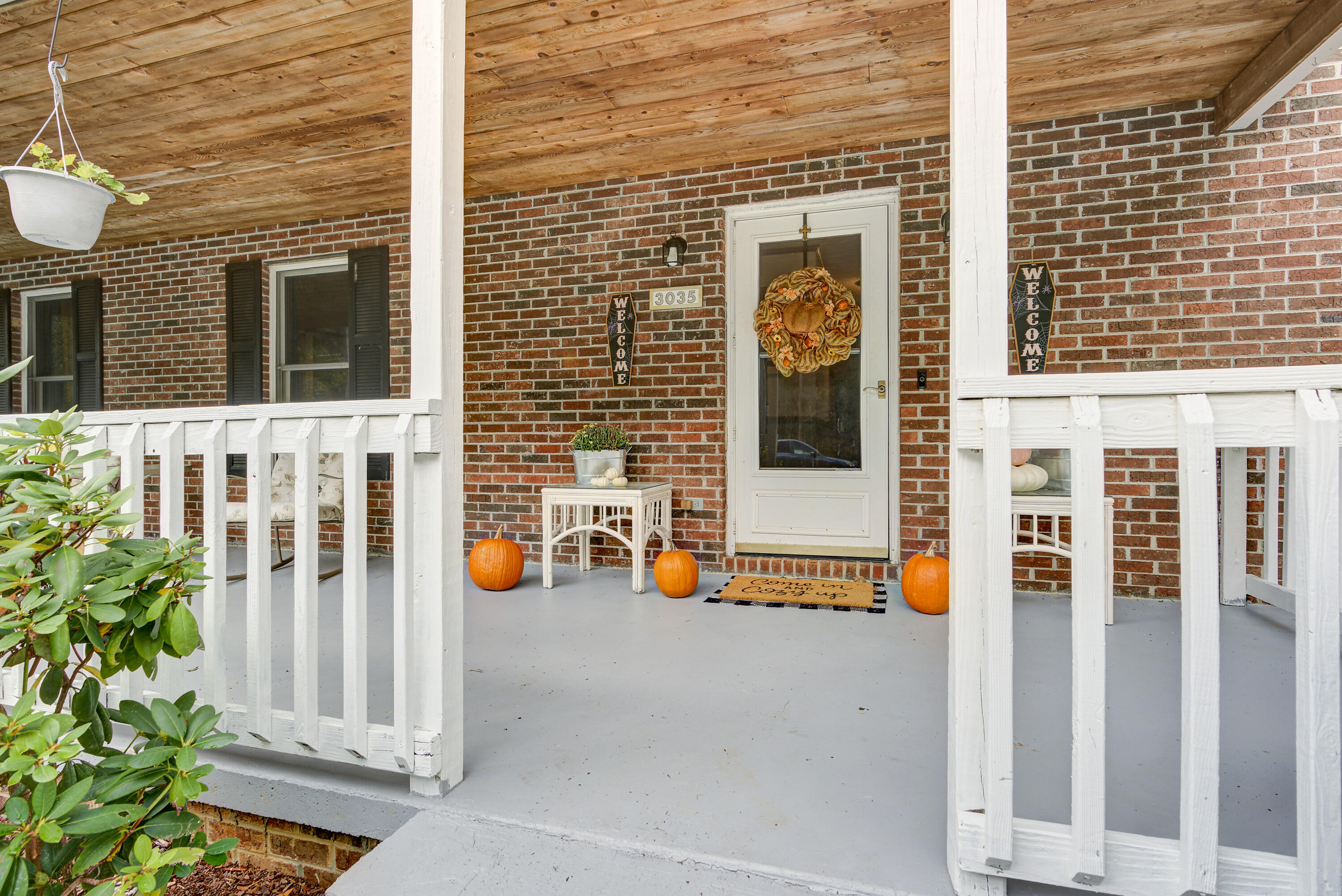 3035 Marbleton Road Unicoi, TN 37692 - Photo 3 of 58 Front Porch