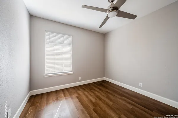 $2,100 | 810 East Euclid Avenue, San Antonio, TX 78212