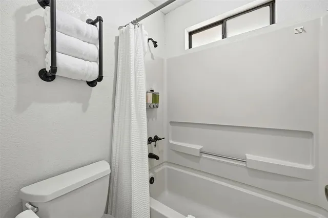 $396,000 | 892 Hcr 1227, Whitney, TX 76692