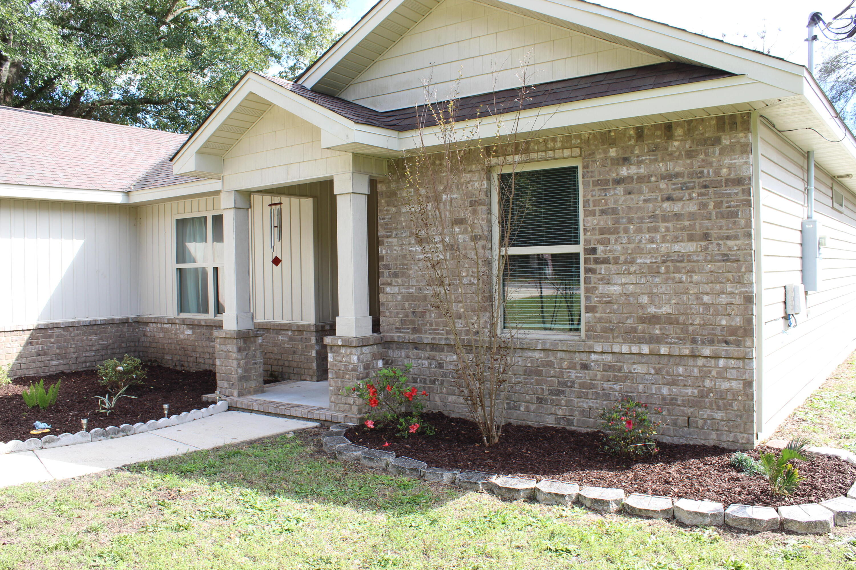 2904 Second Avenue Crestview, FL 32539 - Photo 3 of 36