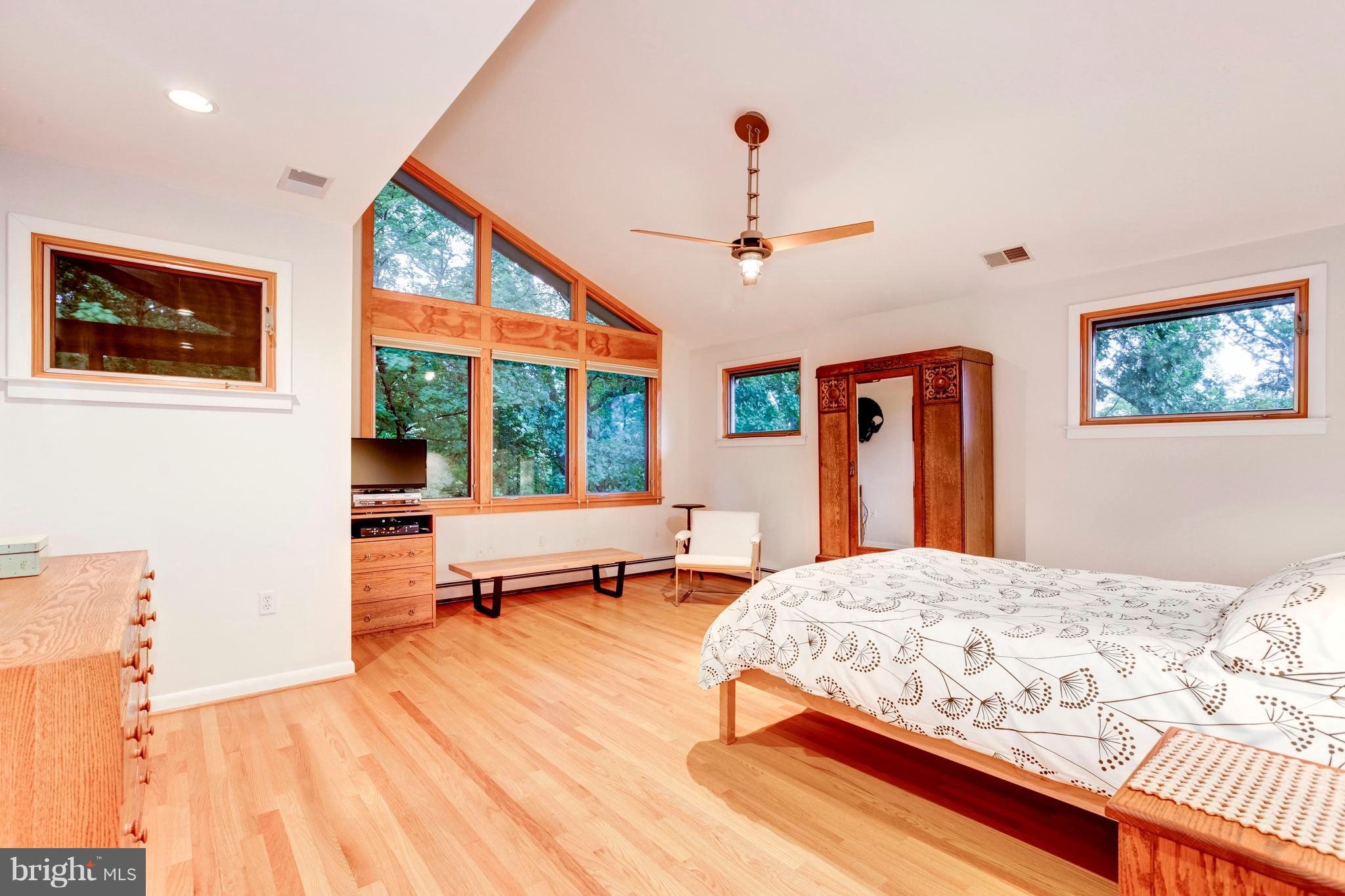 3309 Brooklawn Terrace Chevy Chase, MD 20815 - Photo 11 of 25 Owner's Suite with Ensuite Bath & Walk-In Closet