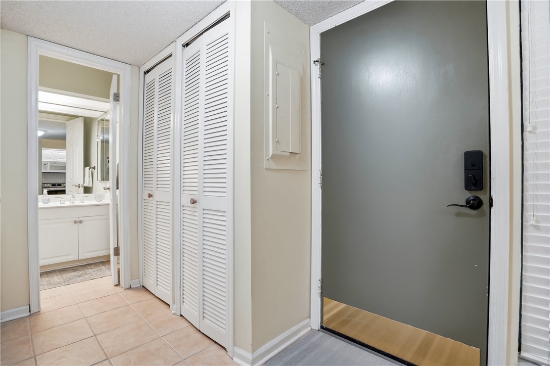912 Wimbledon Drive St. Simons Island, GA 31522 - Photo 4 of 37