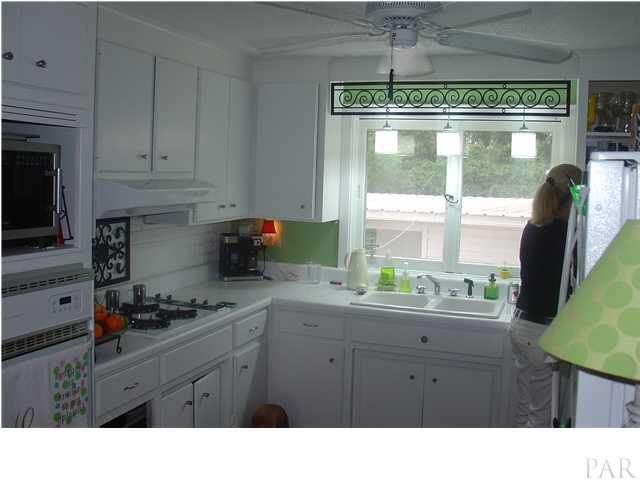 1861 Semur Road Pensacola, FL 32503 - Photo 7 of 15 Gourmet Meals Created Here!