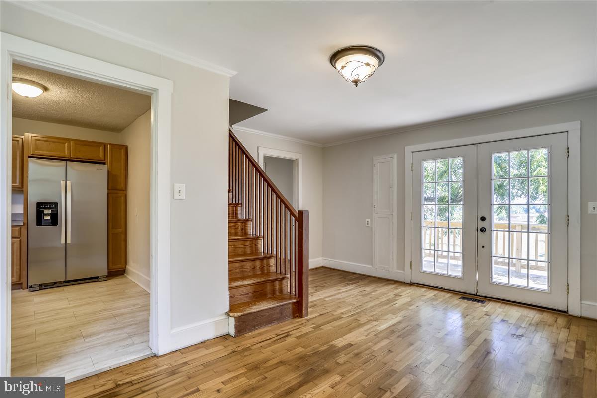 1121 Old Rixeyville Road Culpeper, VA 22701 - Photo 15 of 35 Dining room off kitchen