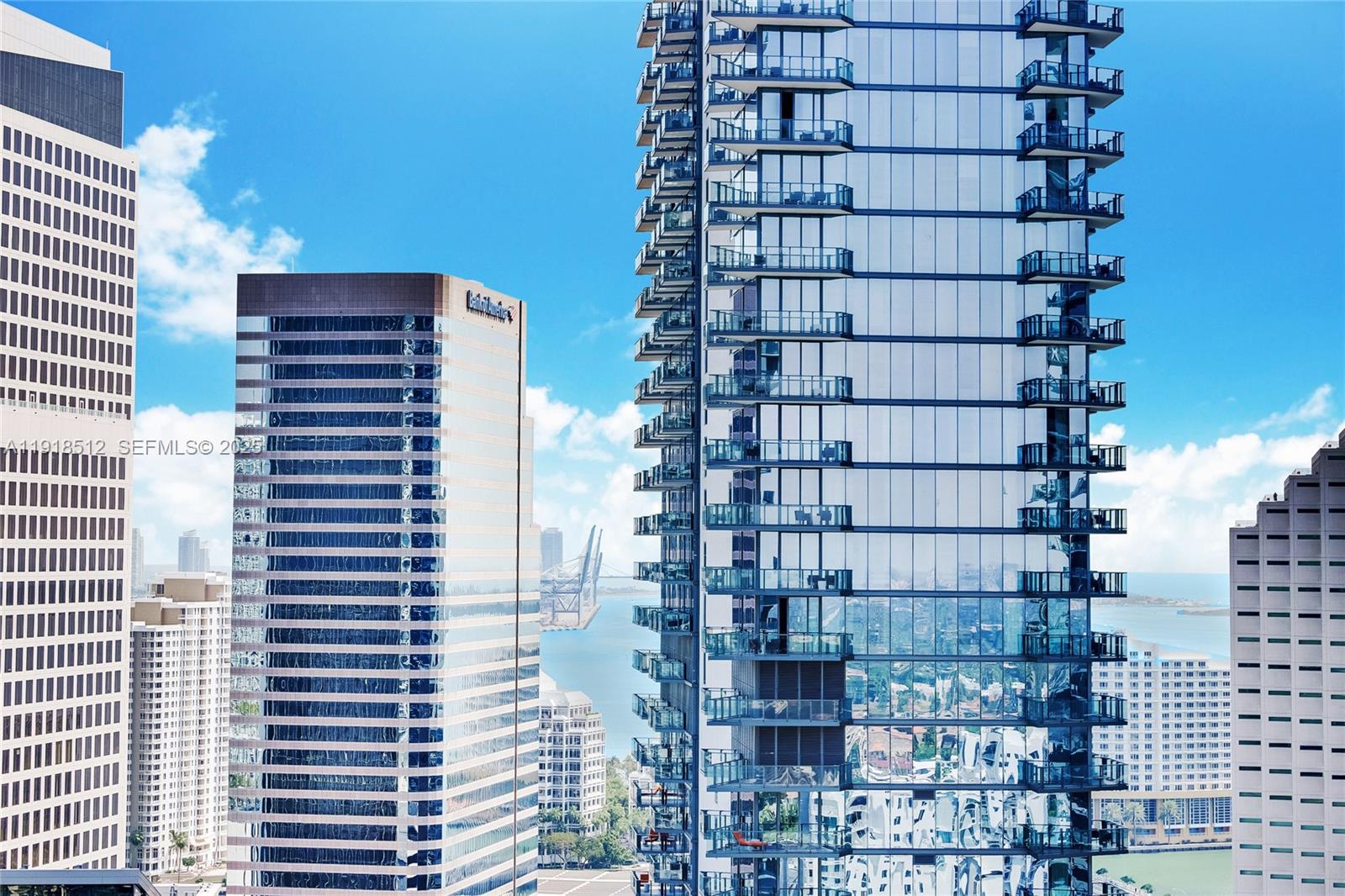 88 Southwest 7th Street, Unit 2505 Miami, FL 33130 - Photo 14 of 16