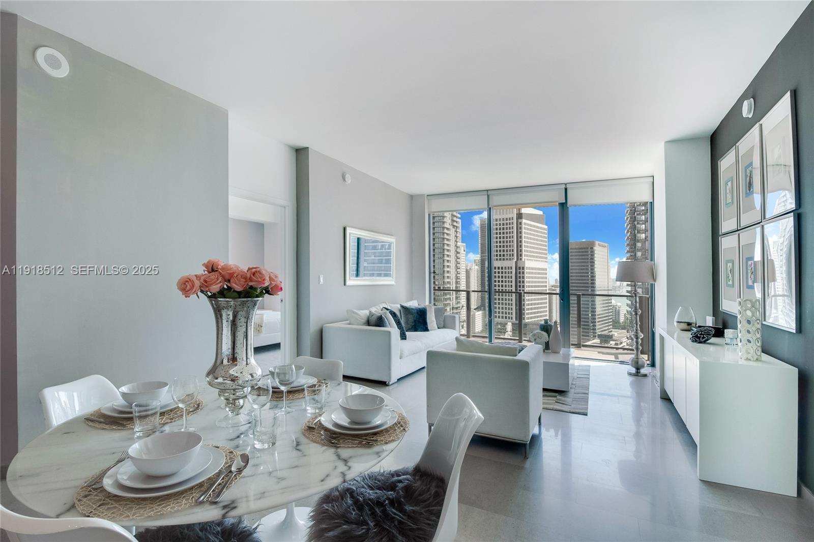 88 Southwest 7th Street, Unit 2505 Miami, FL 33130 - Photo 2 of 16