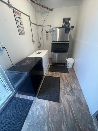 $15,000 | 7760 Aviation Boulevard, Marathon, FL 33050