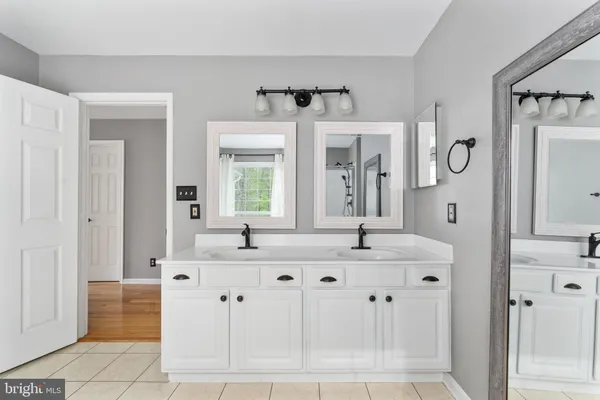 $740,000 | 23 Evanshire Drive, Fredericksburg, VA 22406