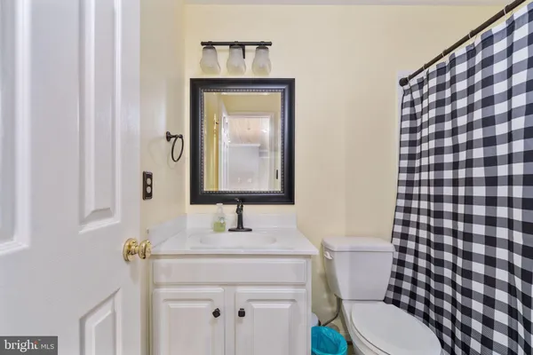 $740,000 | 23 Evanshire Drive, Fredericksburg, VA 22406