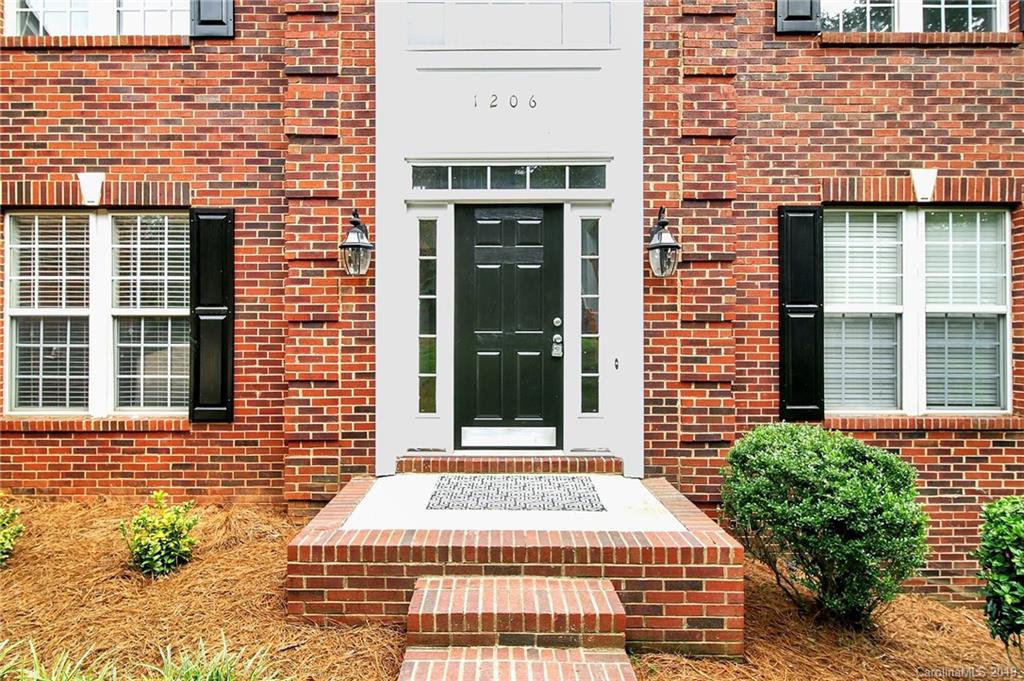 1206 Keara Court Fort Mill, SC 29708 - Photo 3 of 46