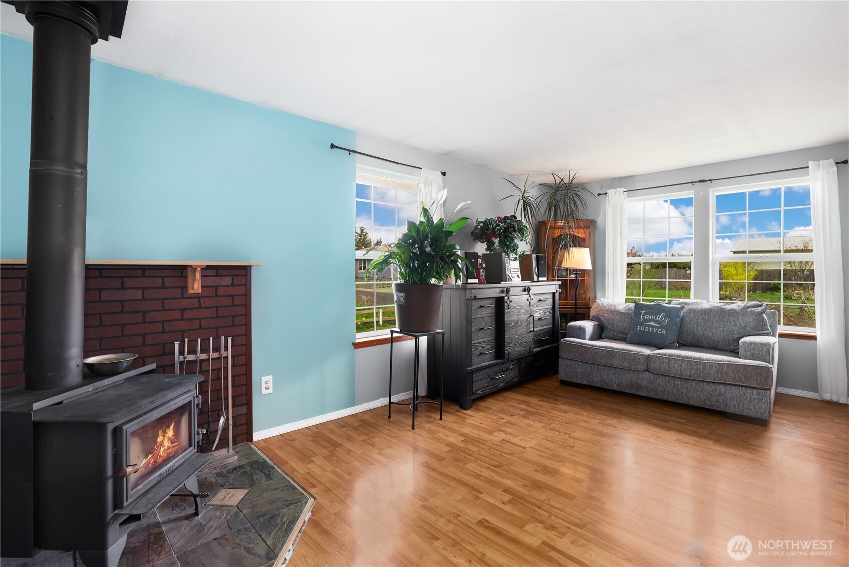 17937 Iris Place Southwest Rochester, WA 98579 - Photo 4 of 30