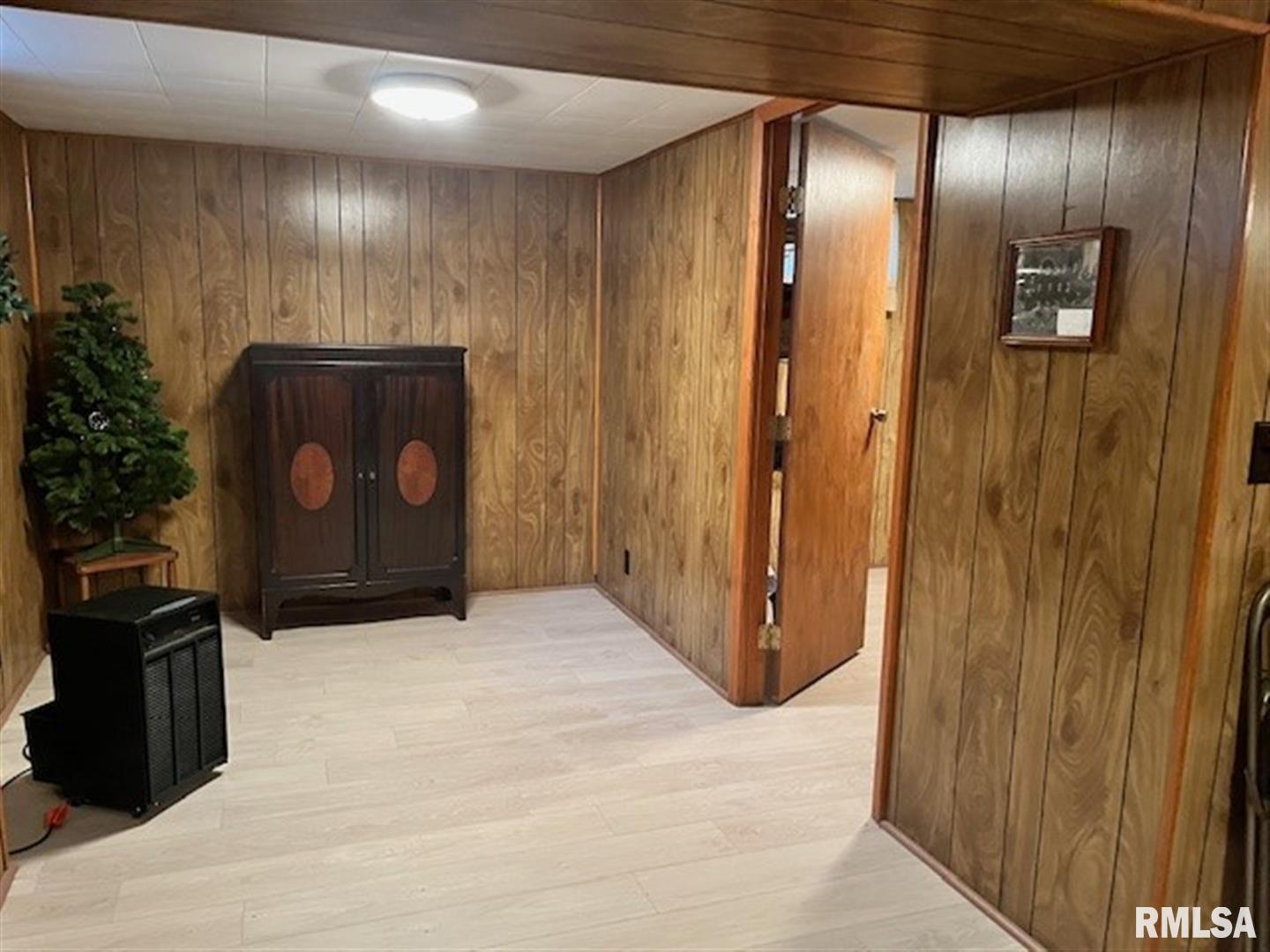 706 Meadow Drive Macomb, IL 61455 - Photo 24 of 39