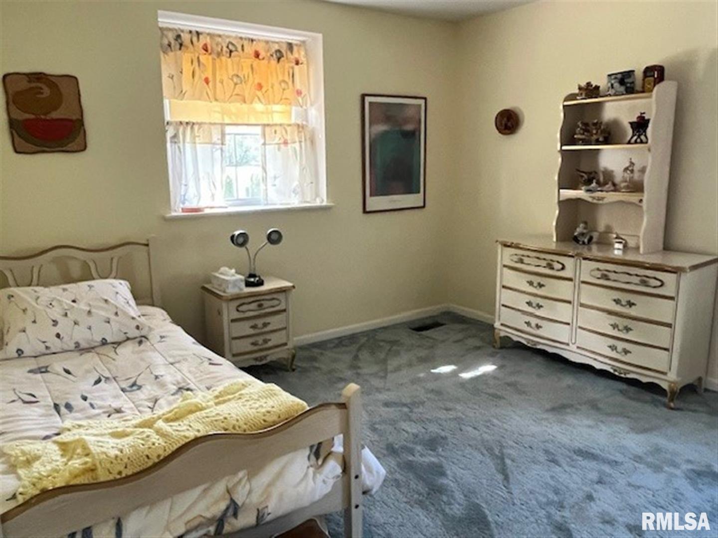 706 Meadow Drive Macomb, IL 61455 - Photo 38 of 39