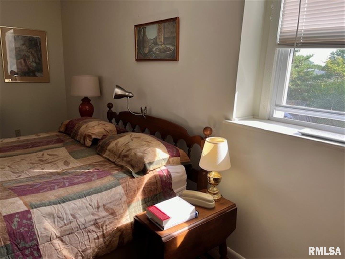 706 Meadow Drive Macomb, IL 61455 - Photo 10 of 39