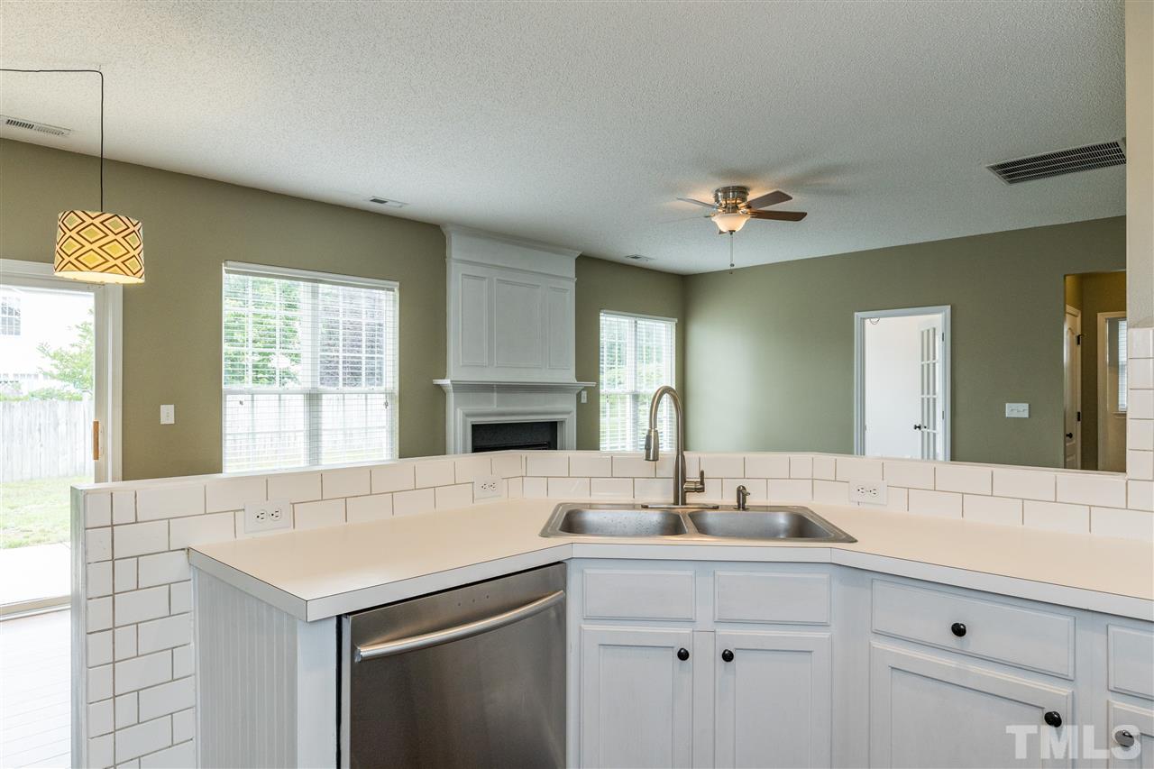 407 Grassy Point Road Apex, NC 27502 - Photo 7 of 30 Gallery Image 7
