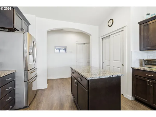 $619,900 | 2549 East 18th Street, The Dalles, OR 97058