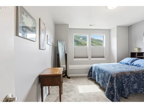 $619,900 | 2549 East 18th Street, The Dalles, OR 97058